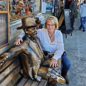 Meet your Posher, Penny lilli